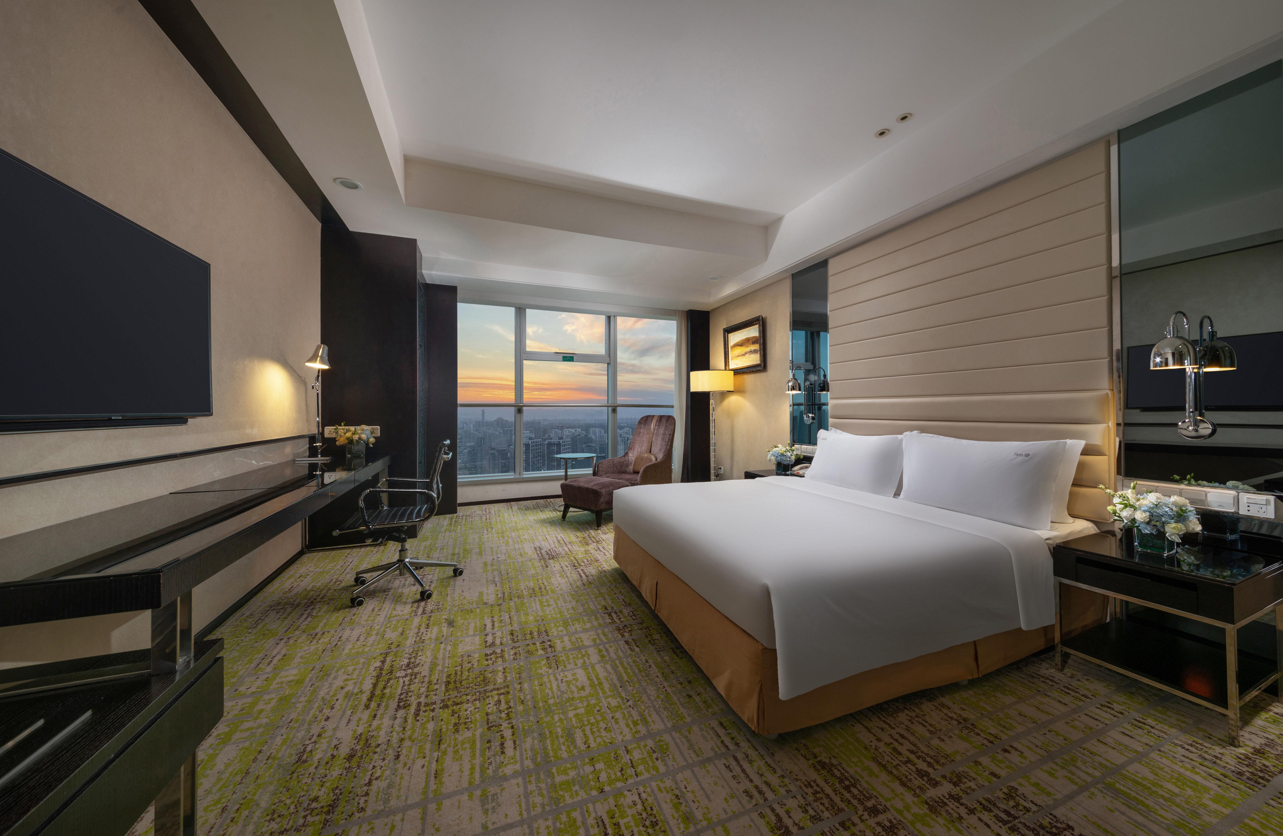 Holiday Inn Beijing Focus Square By Ihg Екстериор снимка