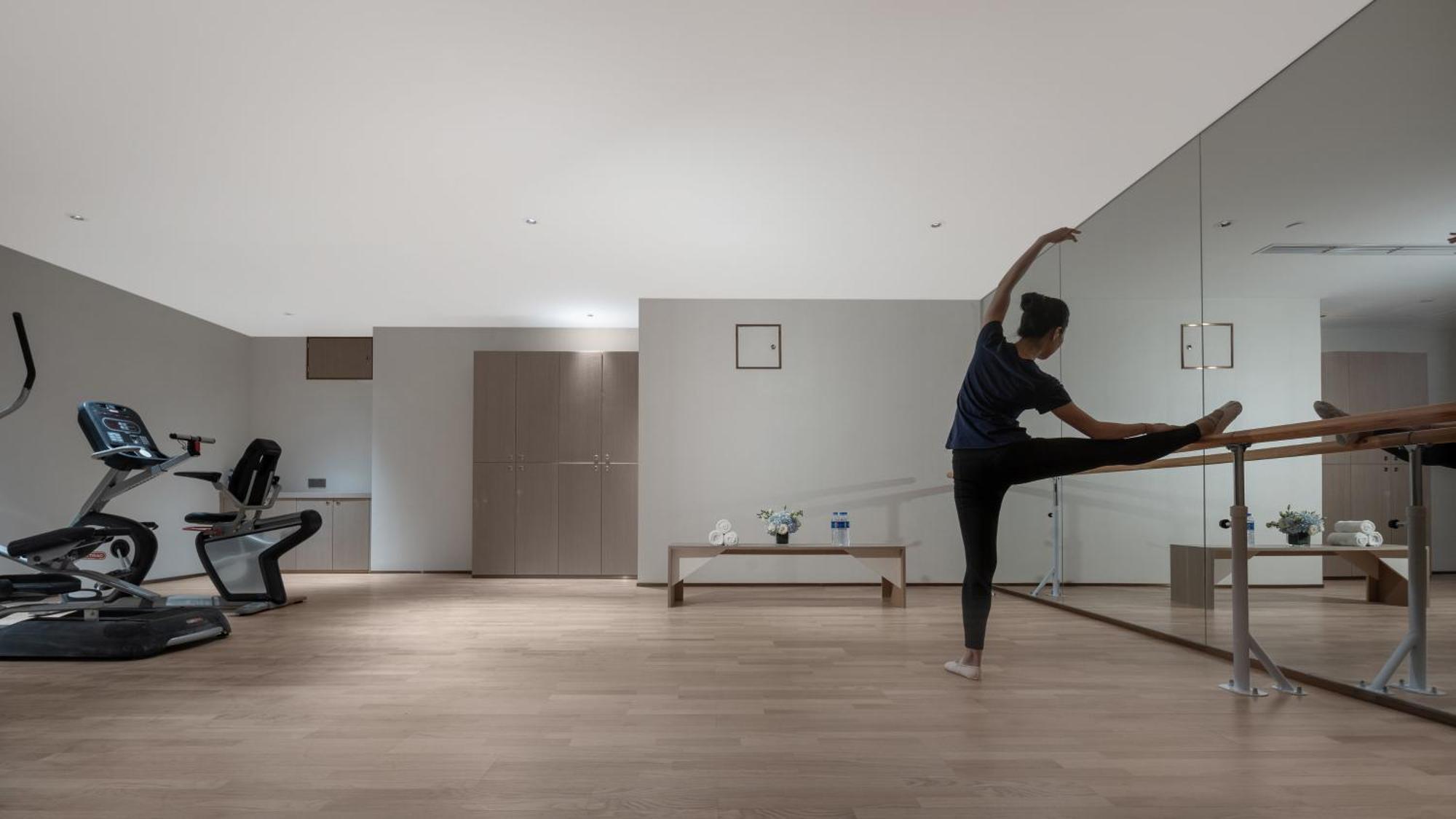 Holiday Inn Beijing Focus Square By Ihg Екстериор снимка
