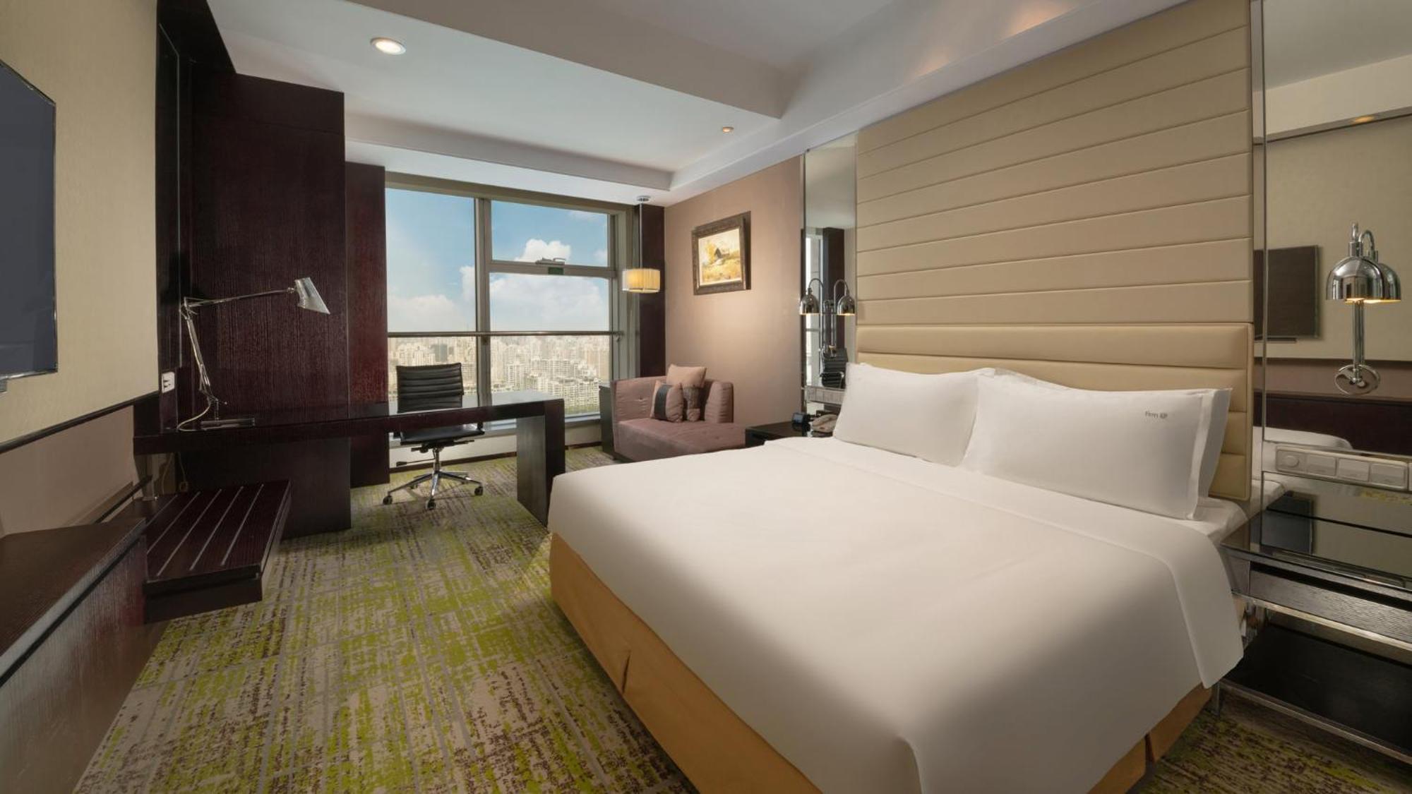 Holiday Inn Beijing Focus Square By Ihg Екстериор снимка